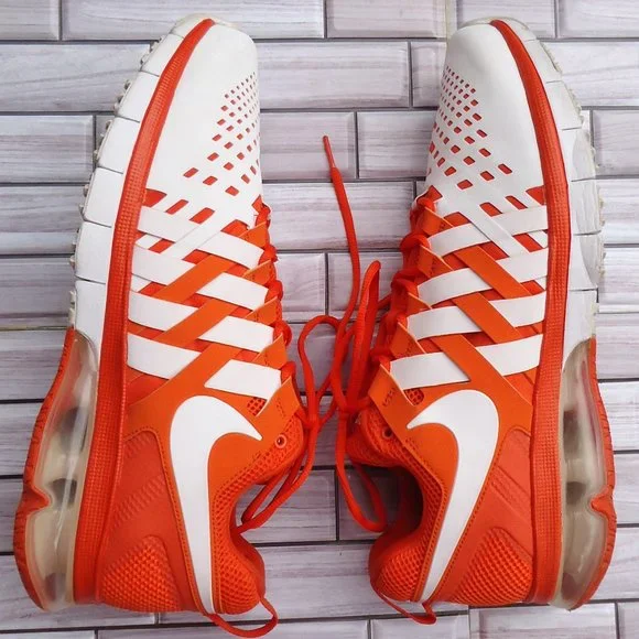 SIZE 13. NIKE Fingertrap Max running athletic sneakers shoes.